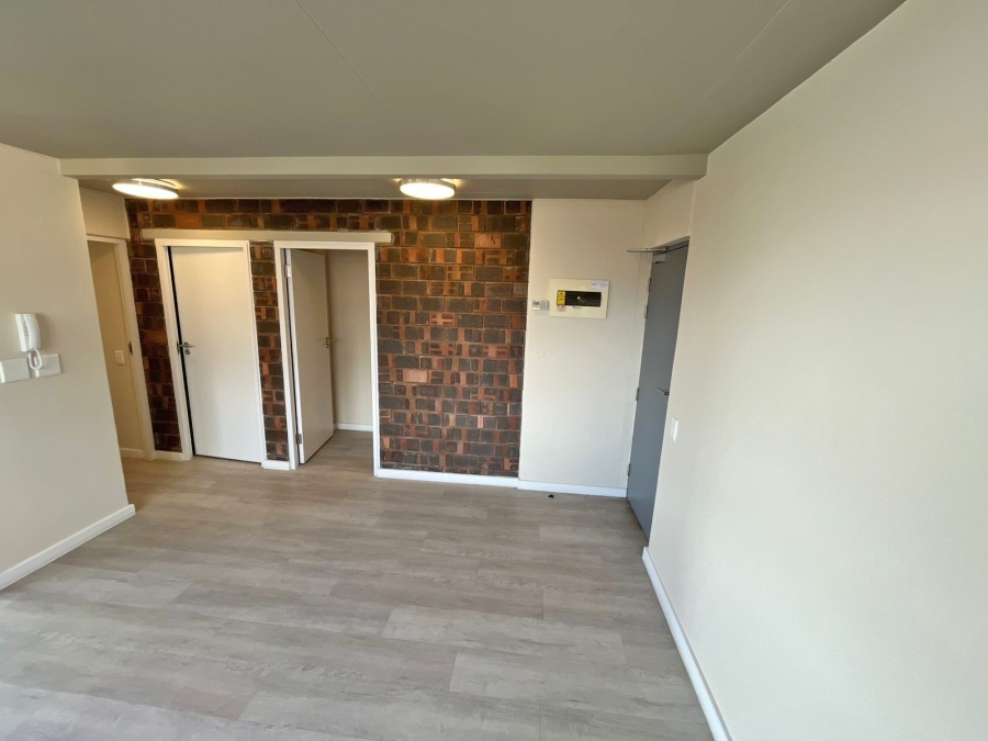 2 Bedroom Property for Sale in Observatory Western Cape